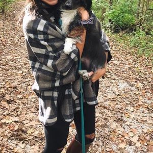 OVERSIZED PLAID PONCHO